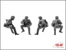 ICM 1/35 German Tank Riders (1942-1945) thumbnail