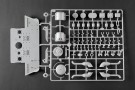 Trumpeter 1/16 Pz.Kpfw.VI Sd.Kfz.182 Tiger II (Henschel 105mm) thumbnail