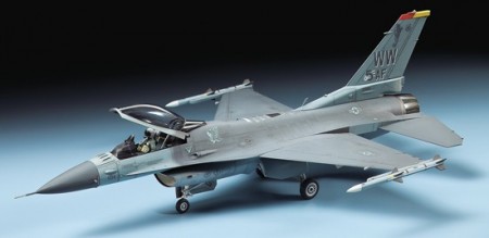 Tamiya 1/72 F-16CJ Fighting Falcon