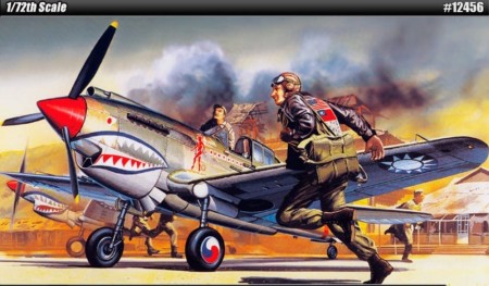 Academy 1/72 Curtiss P-40B Tomahawk