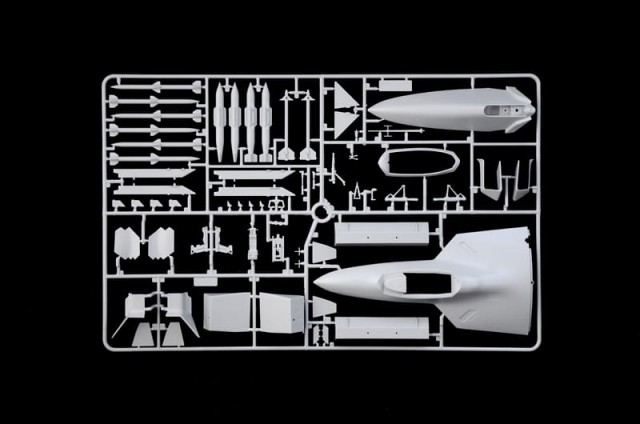 Italeri 1/48 F-22A Raptor