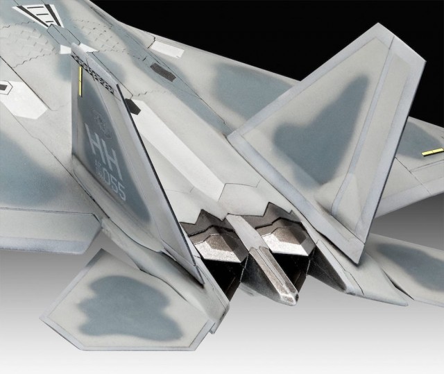 Revell 1/72 Lockheed Martin F-22A Raptor