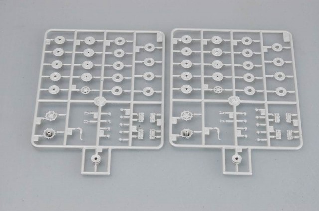 Trumpeter 1/72 German Sd.Kfz. 182 King Tiger (Henschel Turret)