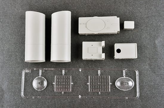 Trumpeter 1/200 Titanic m/LED-lys