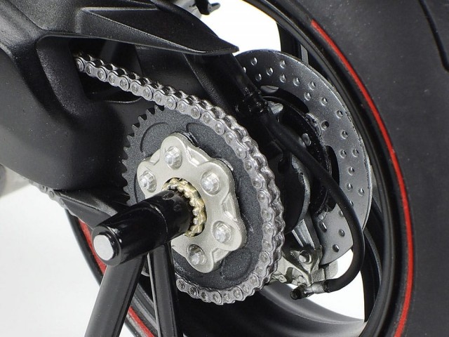 Tamiya 1/12 Ducati Superleggera V4