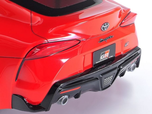 Tamiya 1/10 Toyota GR Supra (TT-02)