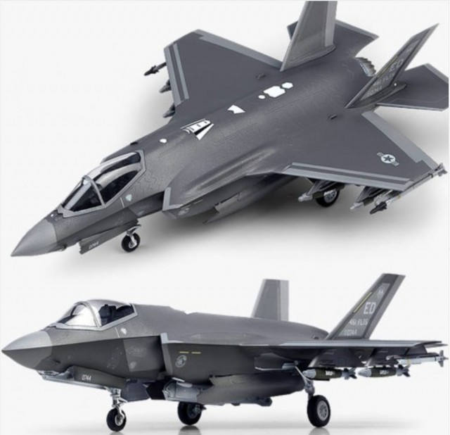 Academy 1/72 USAF F-35A Lightning II