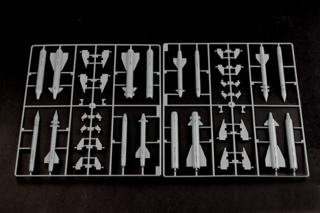 Trumpeter 1/32 Su-25UB Frogfoot B