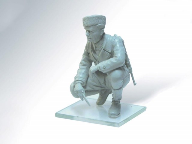 ICM 1/35 WWII Soviet Partisans