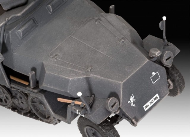 Revell 1/72 Sd.Kfz. 251/1 Ausf.C plus Wurfr. 40