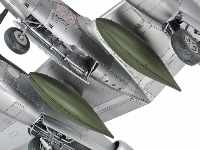 Tamiya 1/48 Lockheed P-38J Lightning