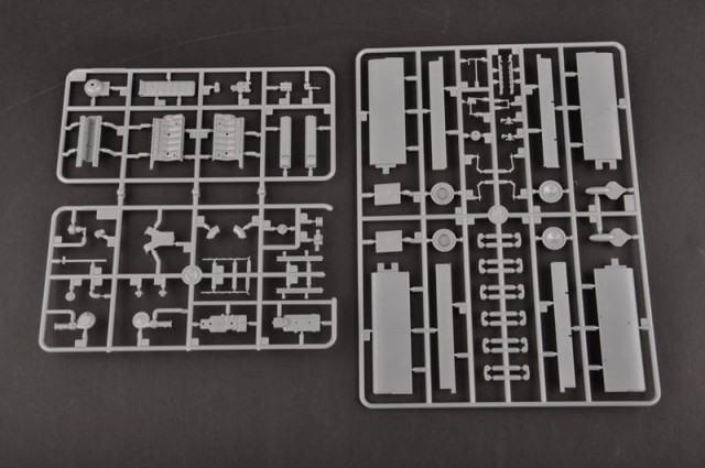 Trumpeter 1/32 Junkers Ju-87R Stuka