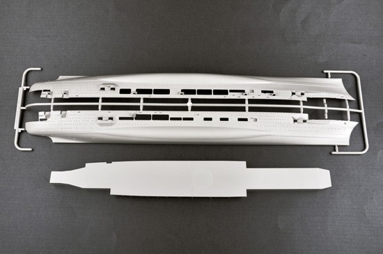 Trumpeter 1/350 German Navy Aircraft Carrier DKM Peter Strasser