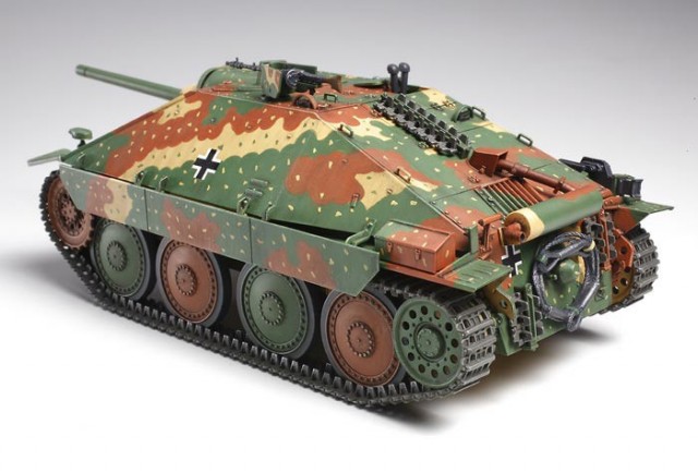 Tamiya 1/35 Jagdpanzer 38(t) Hetzer Mid Production