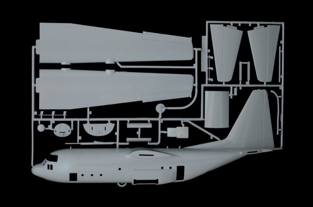 Italeri 1/72 Lockheed Martin MC-130E Hercules Combat Talon I No 1369