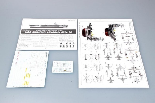 Trumpeter 1/700 USS Abraham Lincoln CVN-72