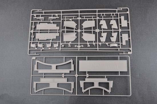 Trumpeter 1/200 USS Iowa BB-61