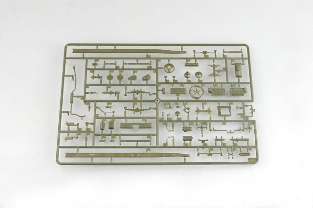 HobbyBoss 1/35 GMC Bofors 40mm Gun