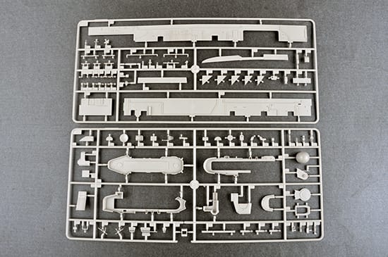 Trumpeter 1/350 USS Intrepid CV-11