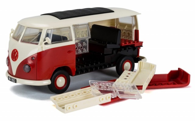 Airfix QUICK BUILD Volkswagen Camper Van