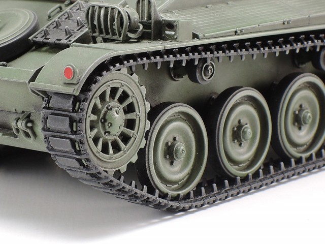 Tamiya 1/35 French Light Tank AMX-13