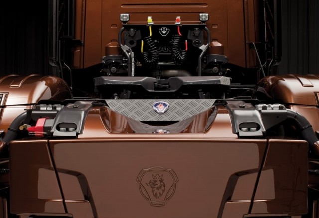 Italeri 1/24 Scania R730 Black Amber