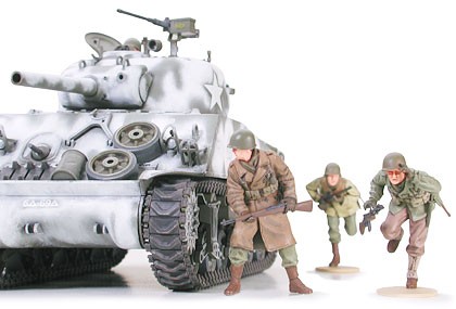 Tamiya 1/35 U.S Medium Tank M4A3 Sherman 105mm Howitzer (Assault Support)