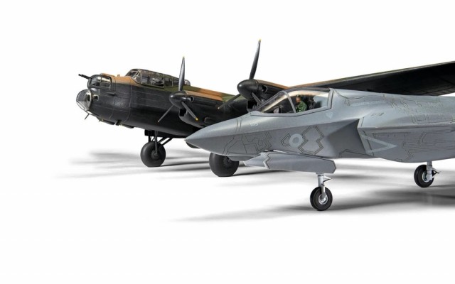 Airfix Gavesett 1/72 617 Sqn. Dambuster 80th Anniversary with F-35B Lightning II
