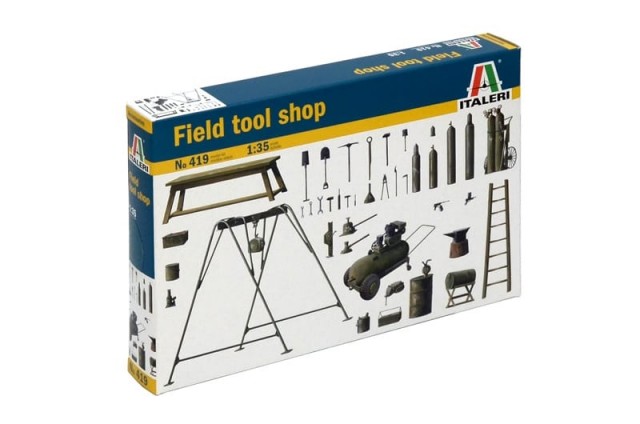 Italeri 1/35 Field tool shop