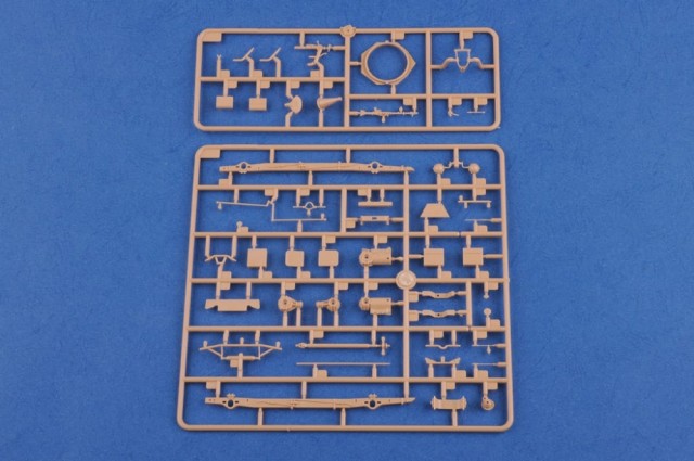 HobbyBoss 1/35 German Sd.Kfz.223 Leichter Panzerspähwagen (1st Series)