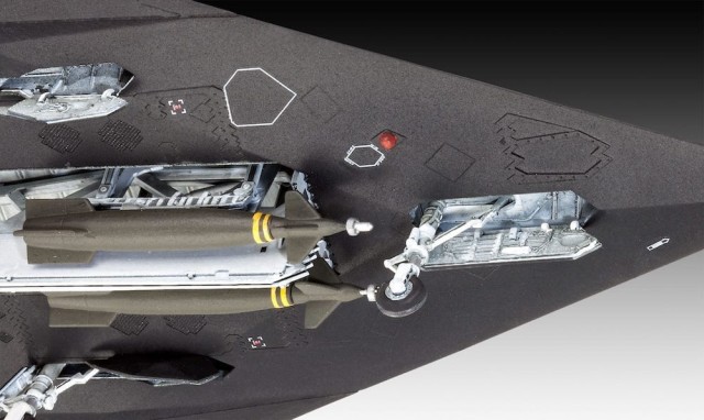 Revell 1/72 F-117A Nighthawk
