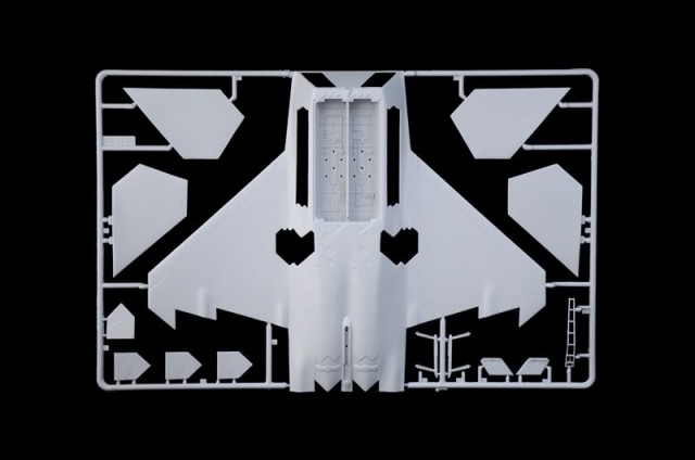 Italeri 1/48 F-22A Raptor