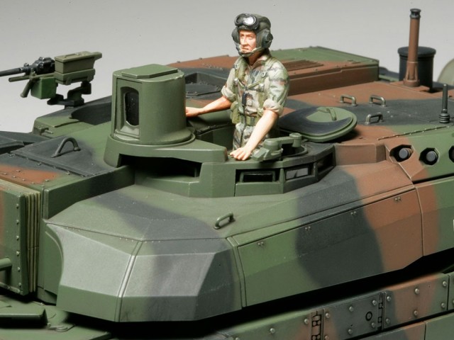 Tamiya 1/35 French Main Battle Tank Leclerc Series 2