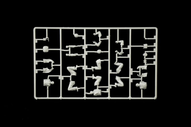 Italeri 1/35 Partisans