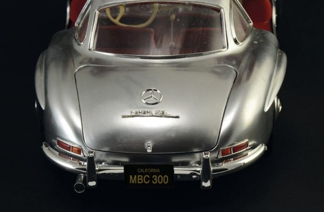 Italeri 1/16 Mercedes-Benz 300SL Gullwing