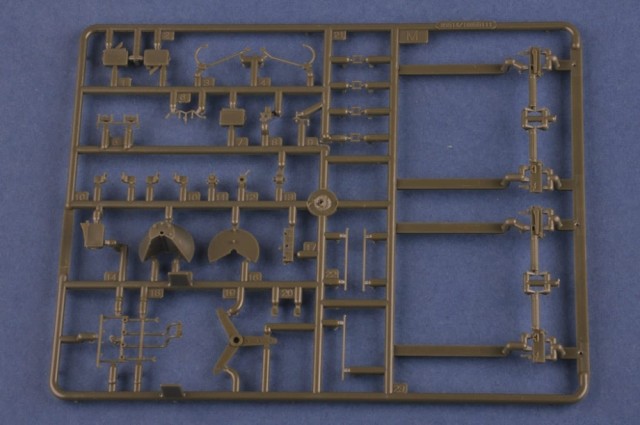 HobbyBoss 1/35 Soviet MBV-2 (Late KT-28 Gun)