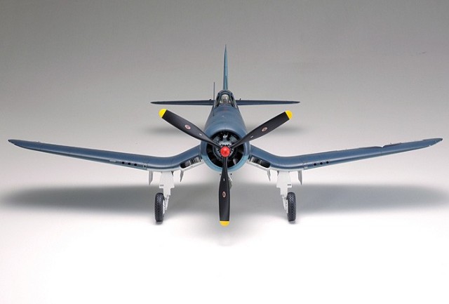 Tamiya 1/32 Vought F4U-1A Corsair 60325
