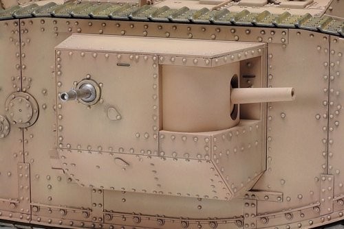 Tamiya 1/35 WWI British Tank Mk.IV Male (w/Single Motor)