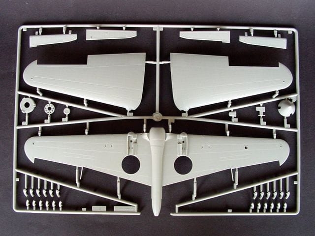 Trumpeter 1/32 Curtiss P-40B Warhawk (Tomahawk MKIIA)