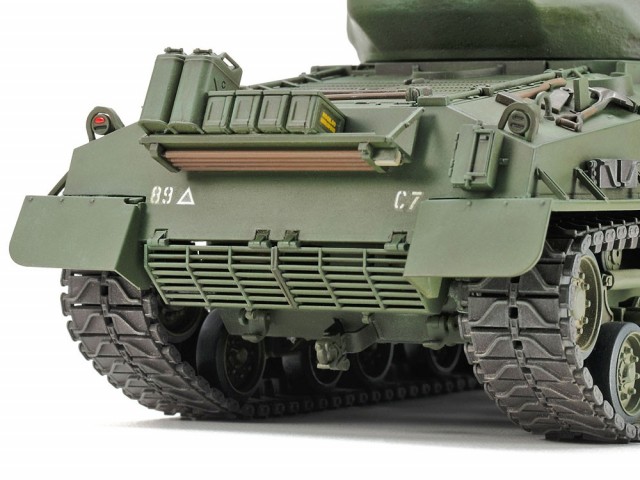 Tamiya 1/35 U.S Medium Tank M4A3E8 Sherman Easy Eight Korean War
