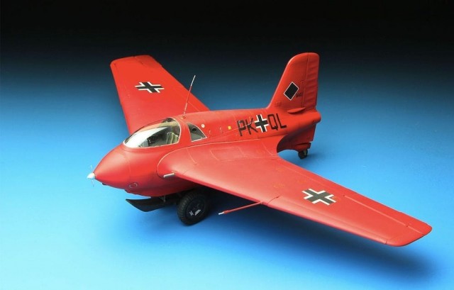 Meng-Model 1/32 Messerschmitt Me163B Komet Rocket-Powered Interceptor