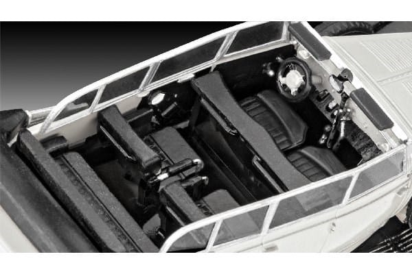 Revell 1/72 German Staff Car G4