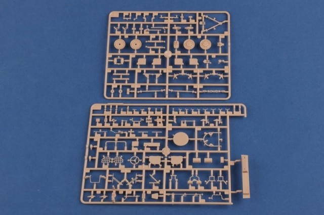 HobbyBoss 1/35 LKW 7t Dump Truck