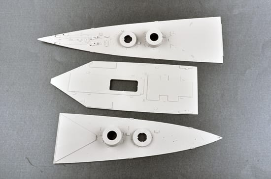 Trumpeter 1/200 HMS Hood Battle Cruiser 1941