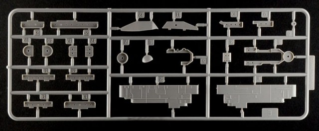 Italeri 1/700 World of Warships USS Essex m/Lim