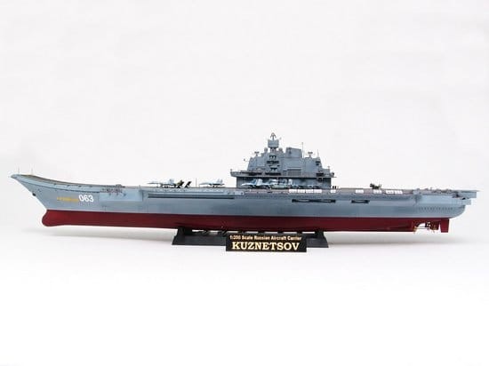 Trumpeter 1/350 USSR Admiral Kuznetsov