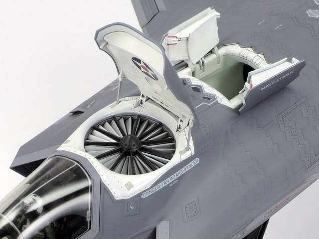 Tamiya 1/48 Lockheed Martin F-35B Lightning II