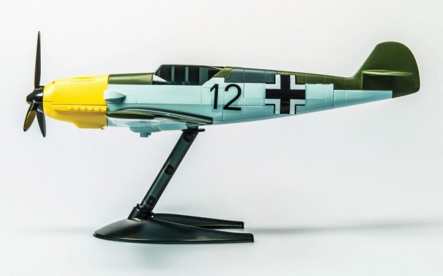 Airfix QUICK BUILD Messerschmitt 109 J6001