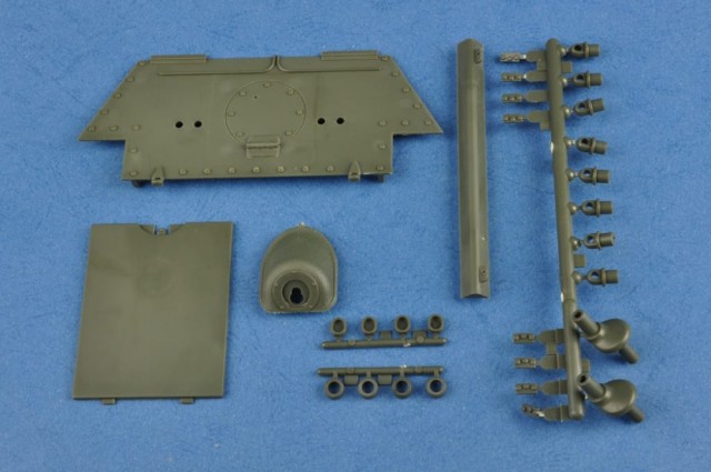HobbyBoss 1/16 Soviet T-34/85