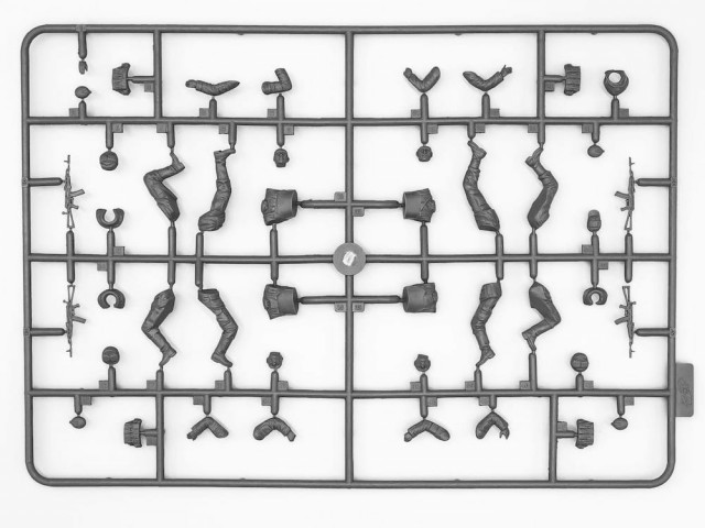 ICM 1/35 Soviet Armoured Carrier Riders (1979-1991)